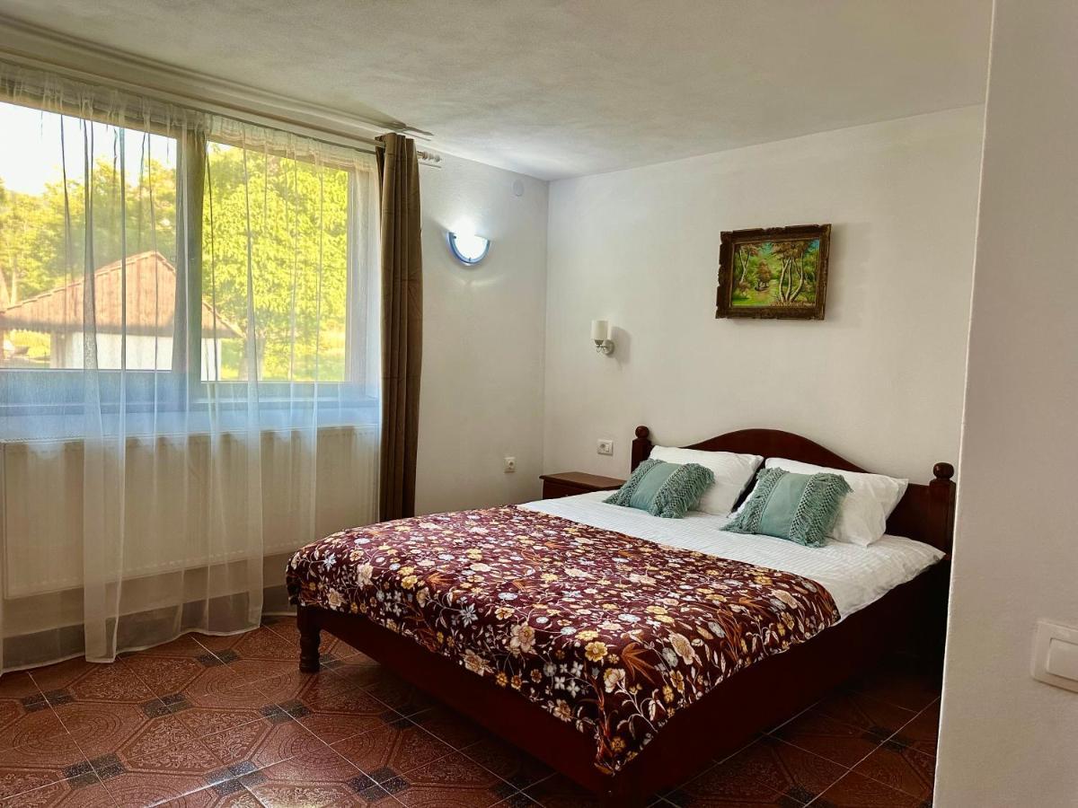 Casa Aurelia Hotel Chiscau ภายนอก รูปภาพ