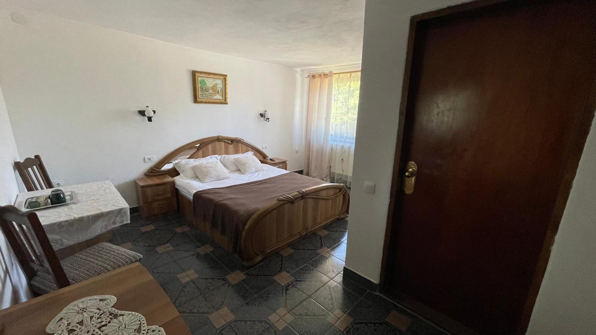 Casa Aurelia Hotel Chiscau ภายนอก รูปภาพ
